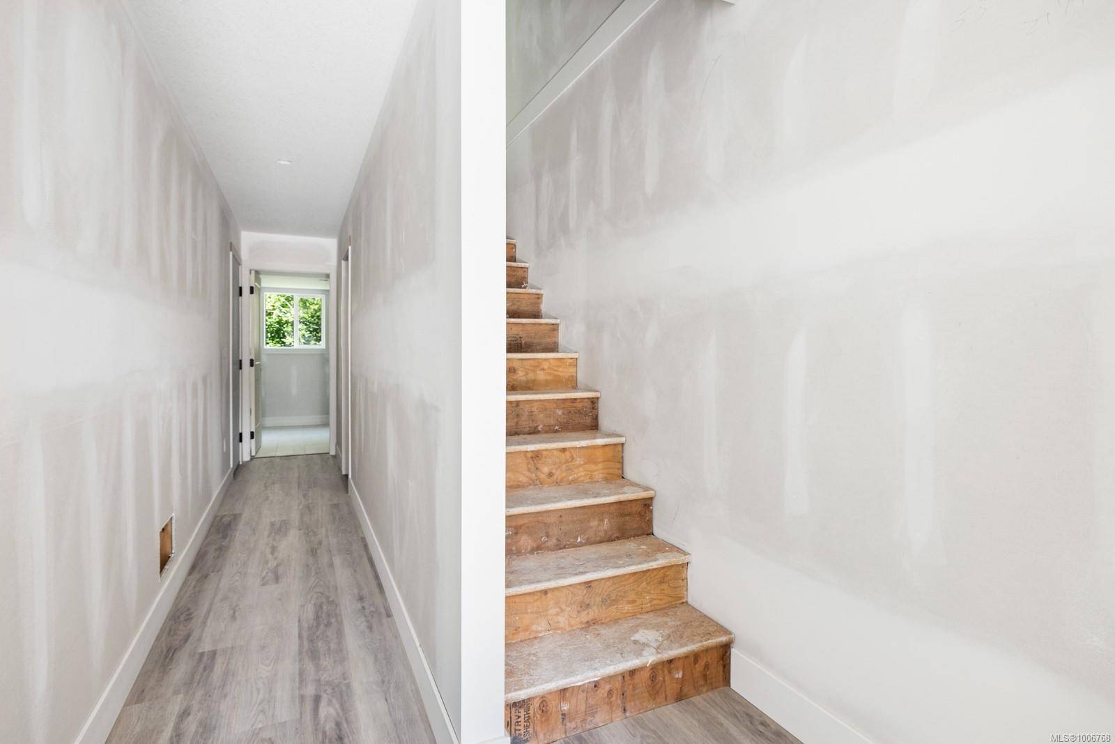 Chemainus, BC V0R 1K0,2899 River Rd #113