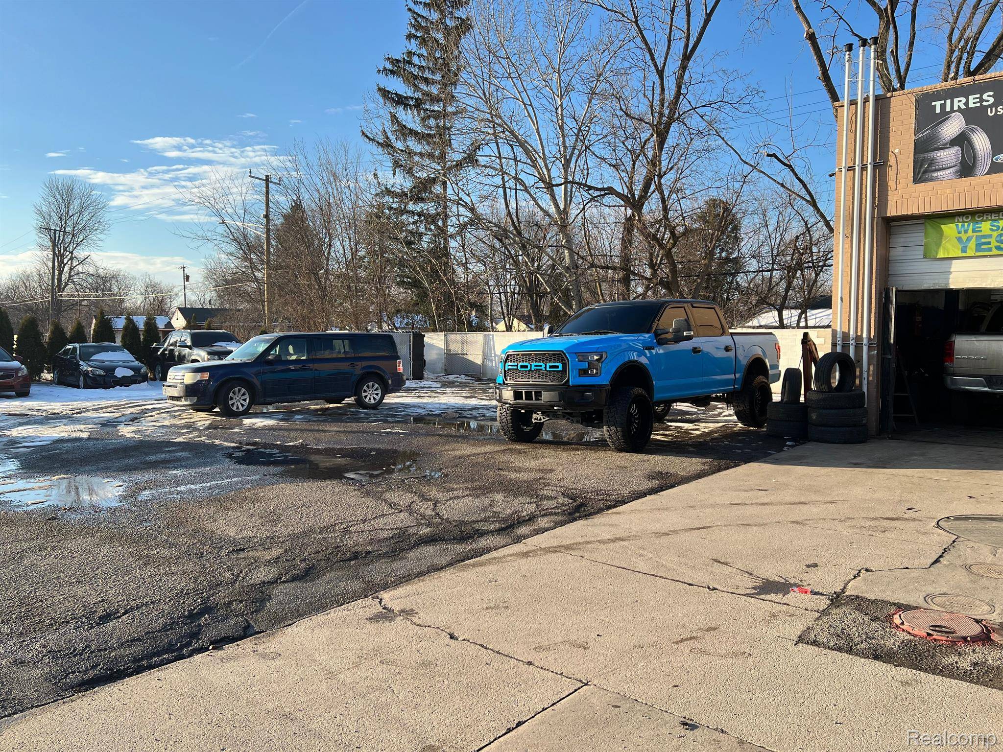 Inkster, MI 48141,28474 MICHIGAN AVE