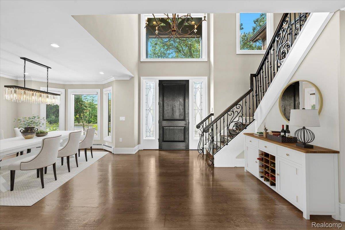 Bloomfield Hills, MI 48302,3403 Chickering LN