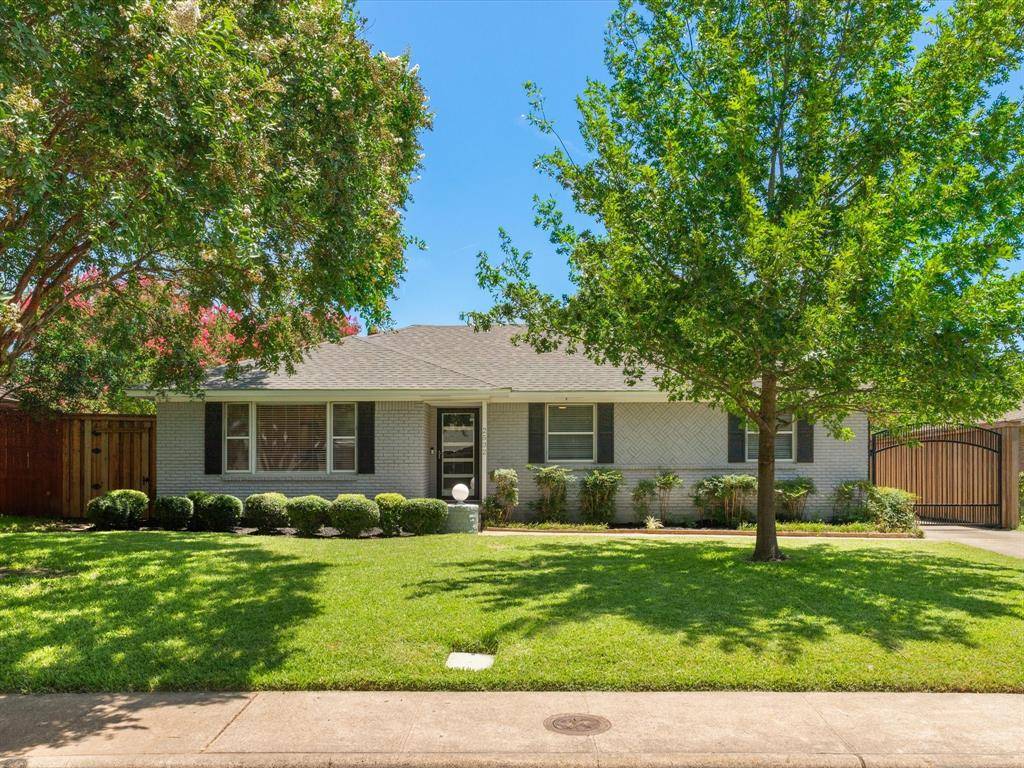 Dallas, TX 75228,2532 Lazydale Drive