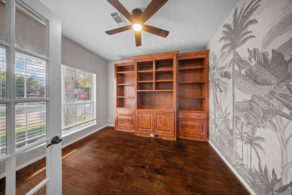 The Colony, TX 75056,3912 Willow Bend Drive