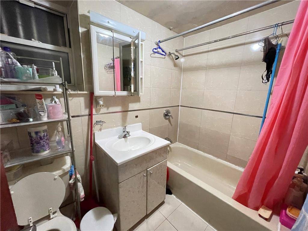 Brooklyn, NY 11214,34 Bay 41st ST #1B