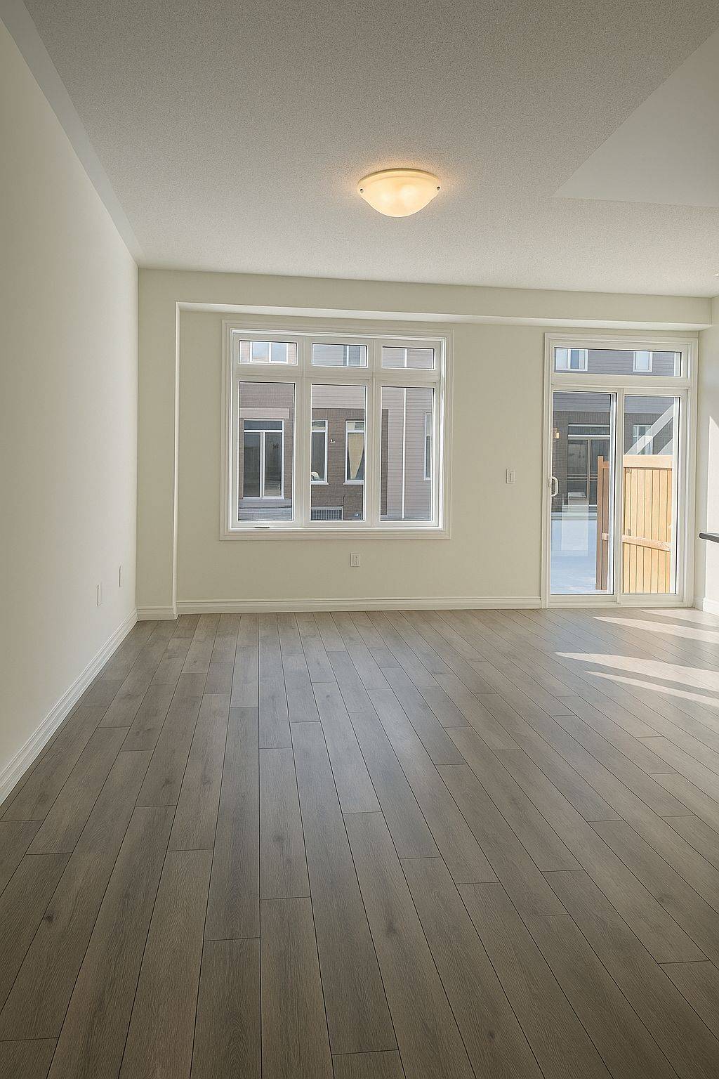 Hamilton, ON L0R 1W0,474 Provident WAY #25