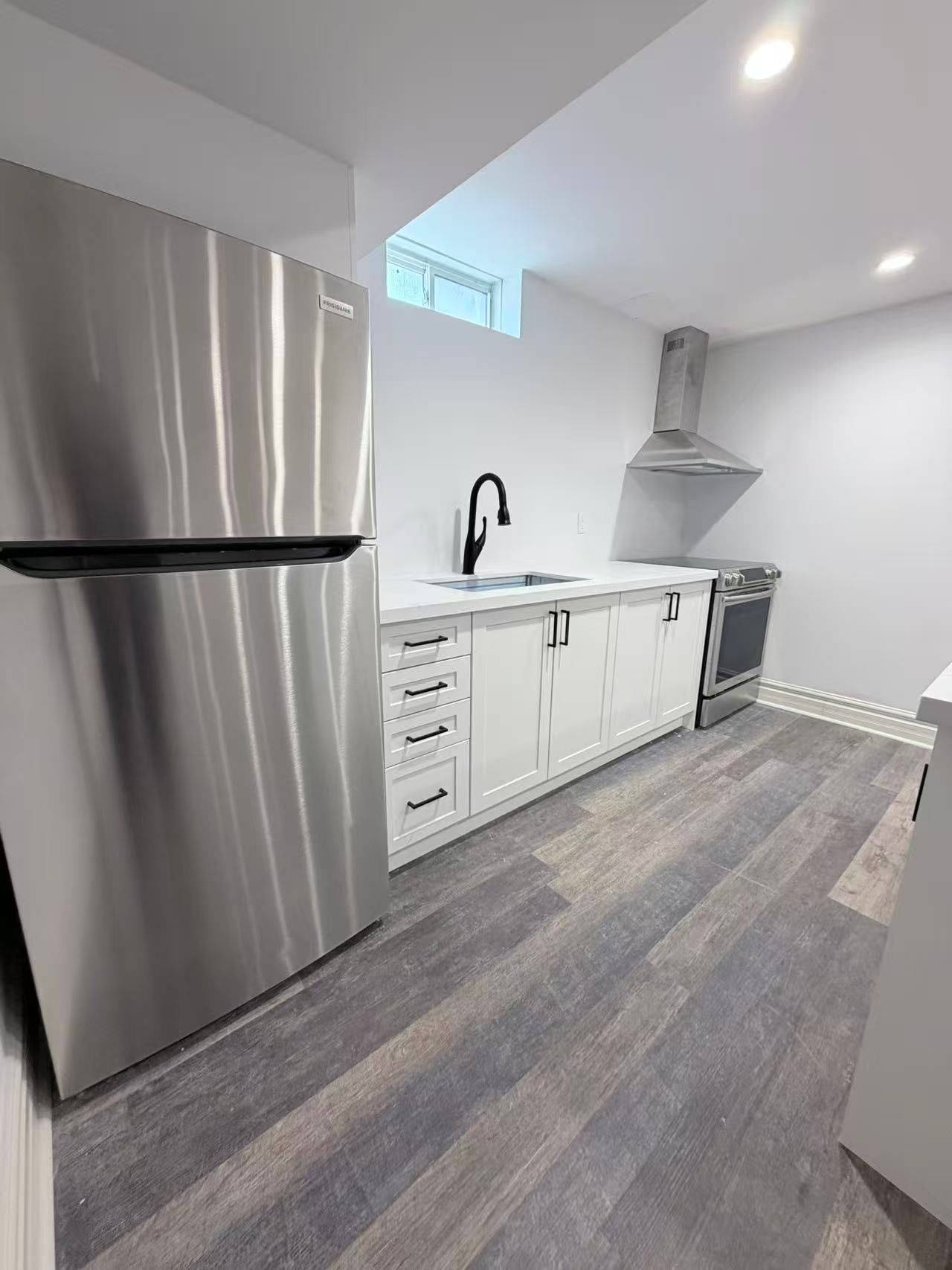 Vaughan, ON L6A 0E1,basement138 Lady Fenyrose AVE