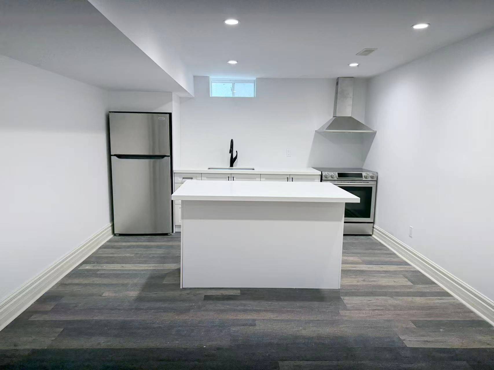 Vaughan, ON L6A 0E1,basement138 Lady Fenyrose AVE