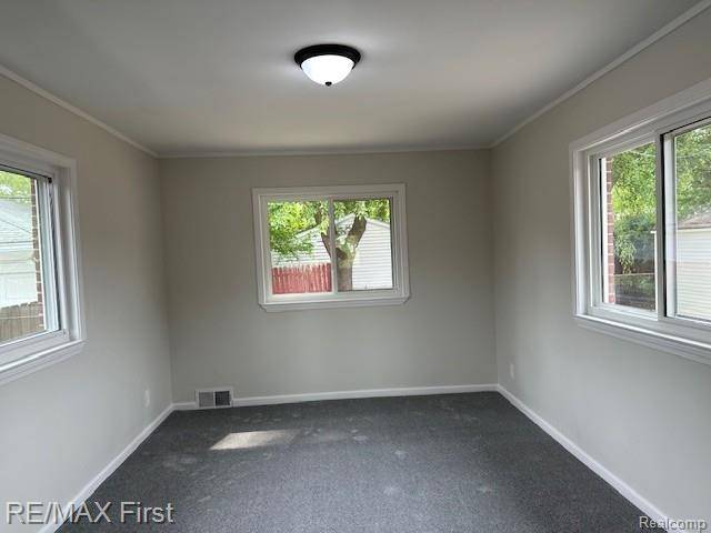 Oak Park, MI 48237,23530 Gardner ST