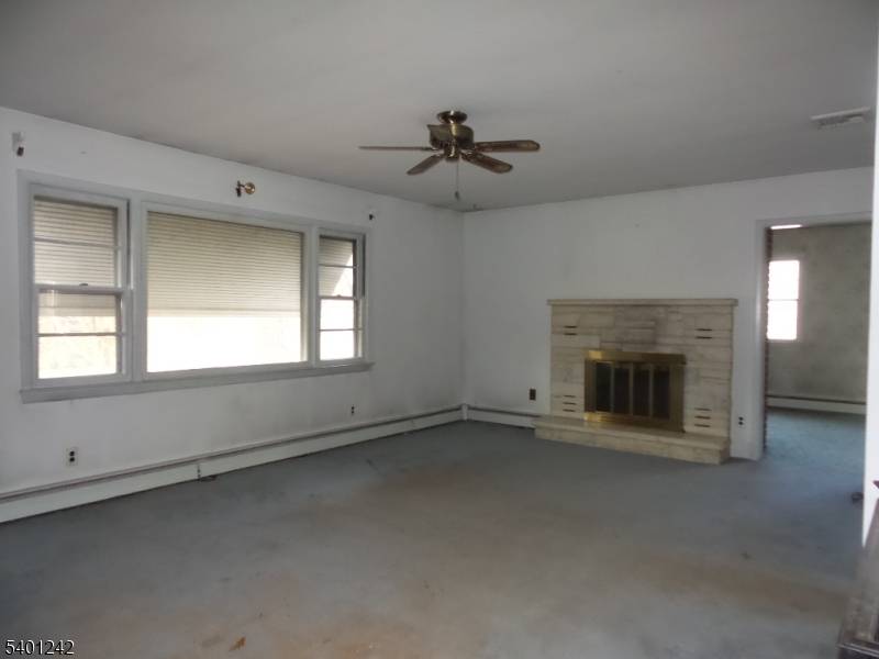 Ramsey Boro, NJ 07446,89 Church St