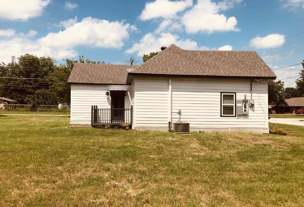 Alvord, TX 76225,202 S Trappier Street