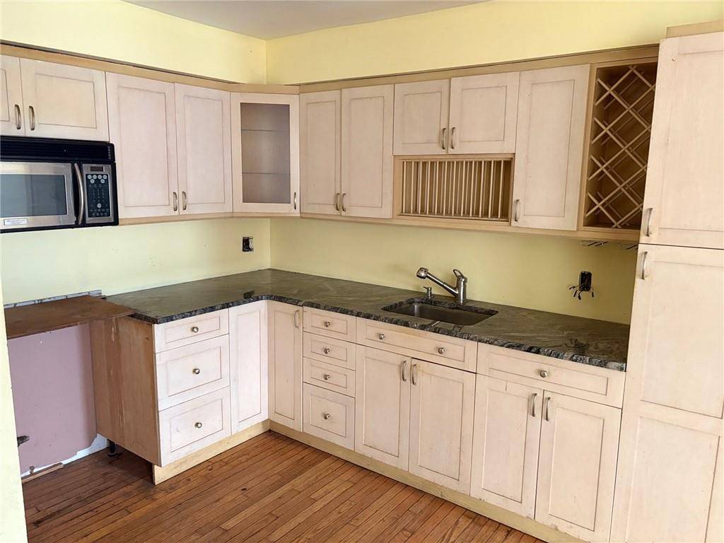 Brooklyn, NY 11224,3018 Neptune AVE