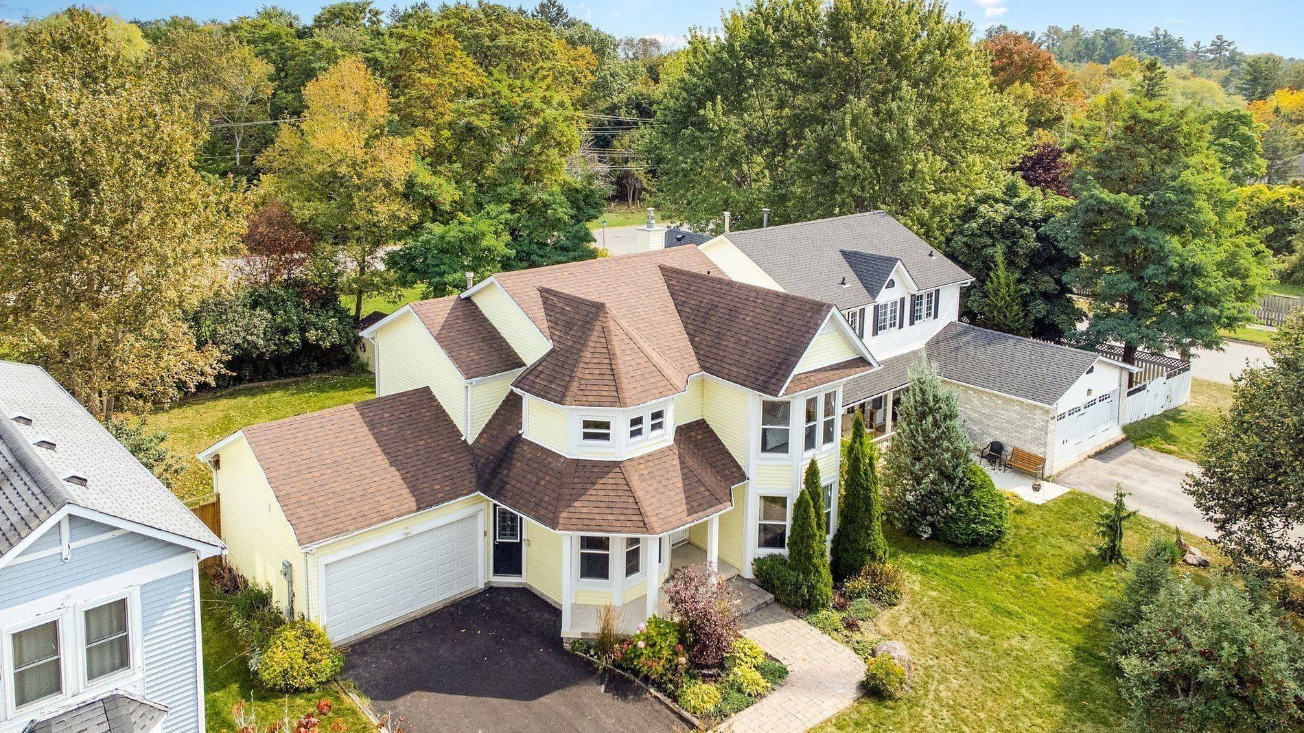 Innisfil, ON L9S 1W6,950 Linden ST