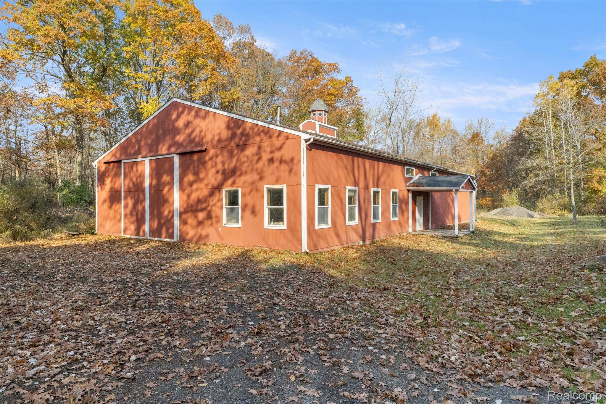 Ann Arbor, MI 48105,6555 WARREN RD