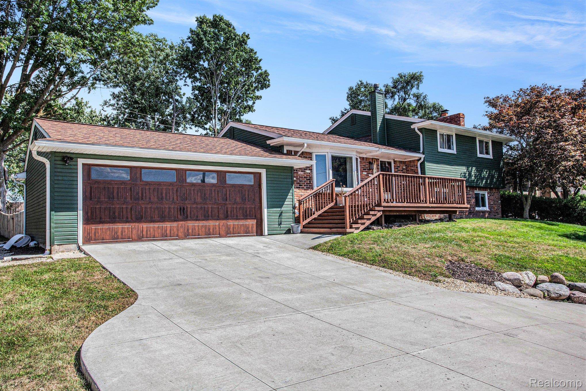 Waterford, MI 48328,1035 Wyman DR