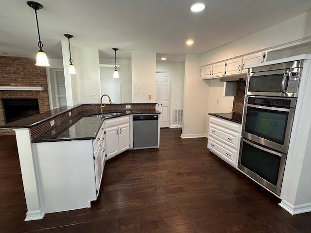 Grapevine, TX 76051,2704 Yorkshire Court