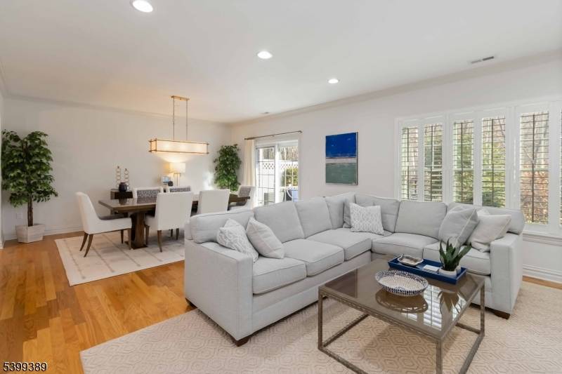 Morris Twp., NJ 07960,3 Carrington Way