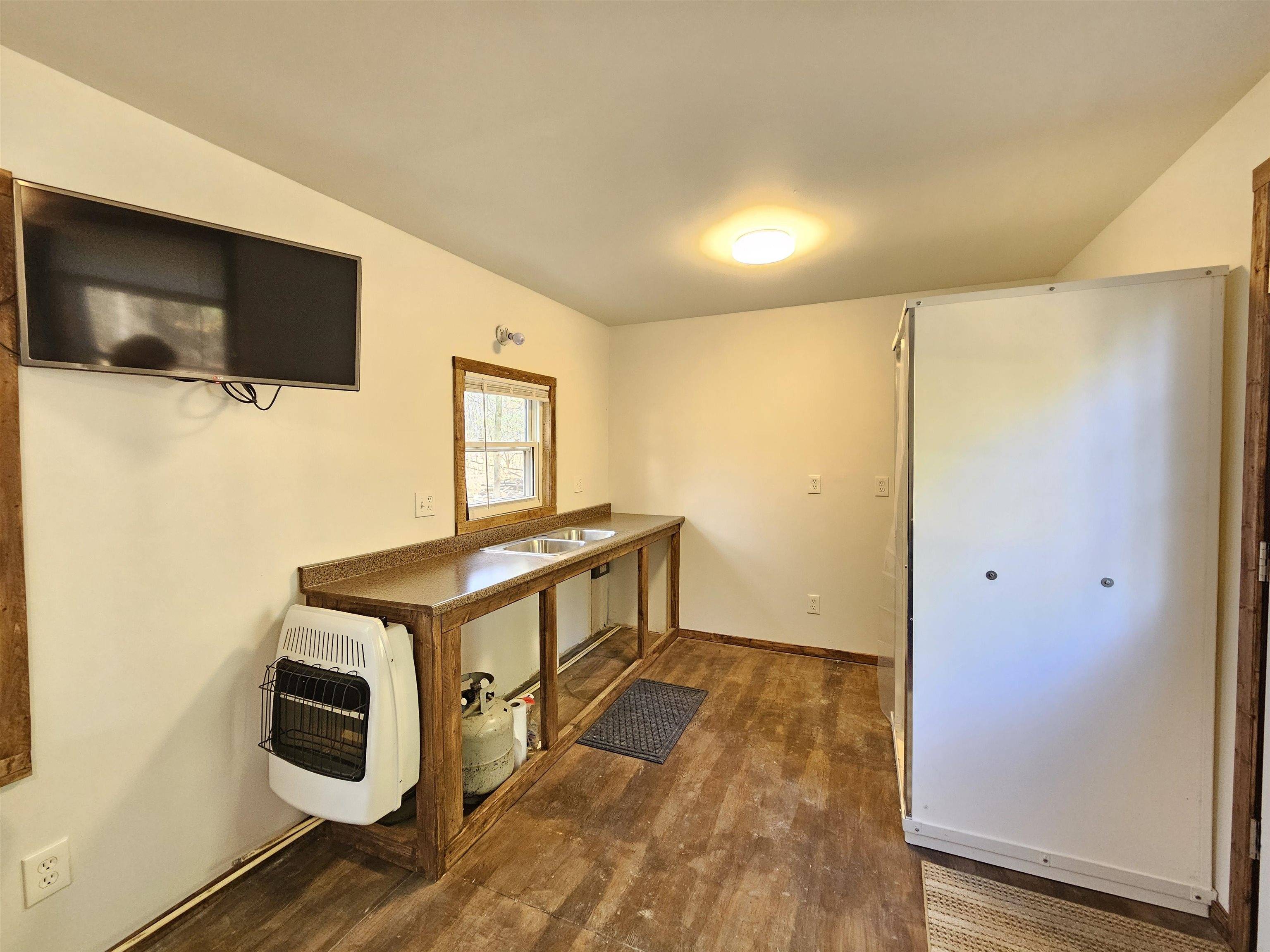 Lake City, MI 49651,679 Donaldson ST