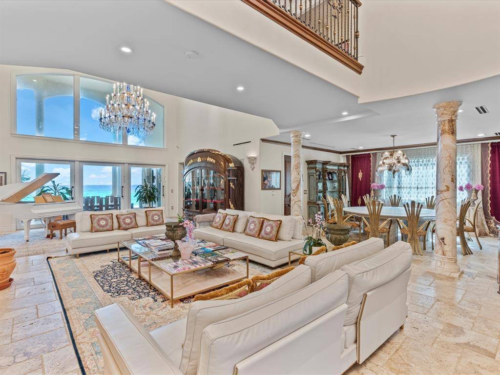 Golden Beach, FL 33160,555 Ocean Blvd