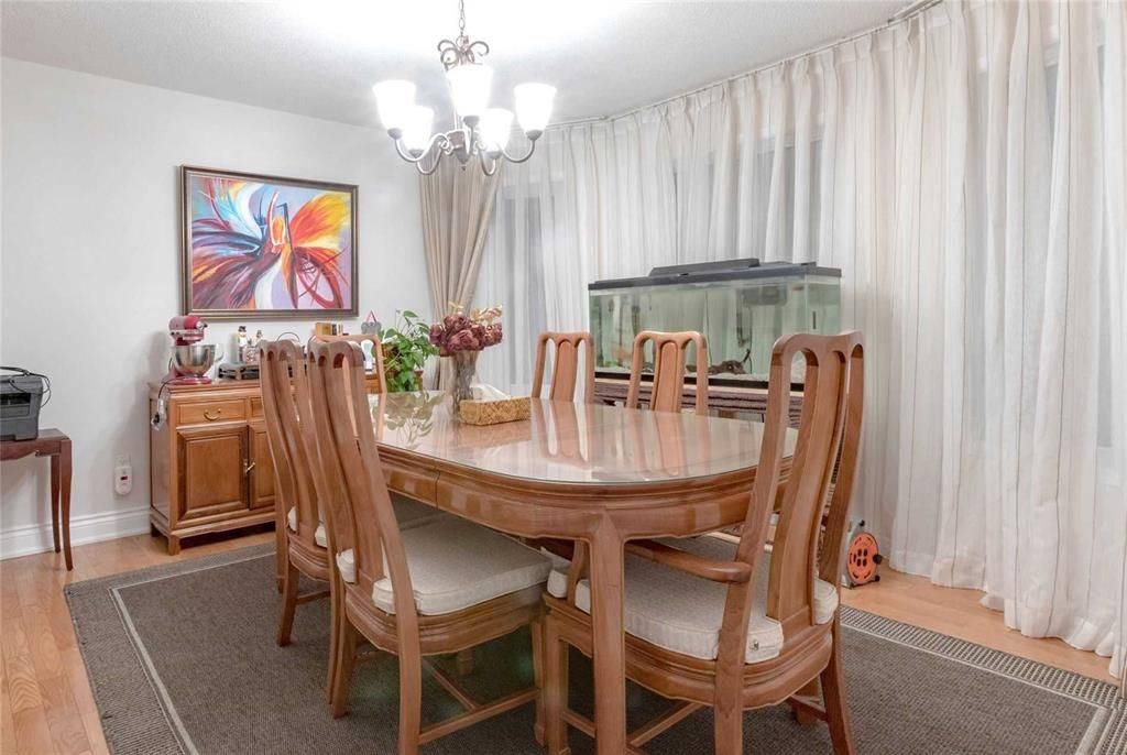 Markham, ON L3R 9J3,84 Tomlinson CIR