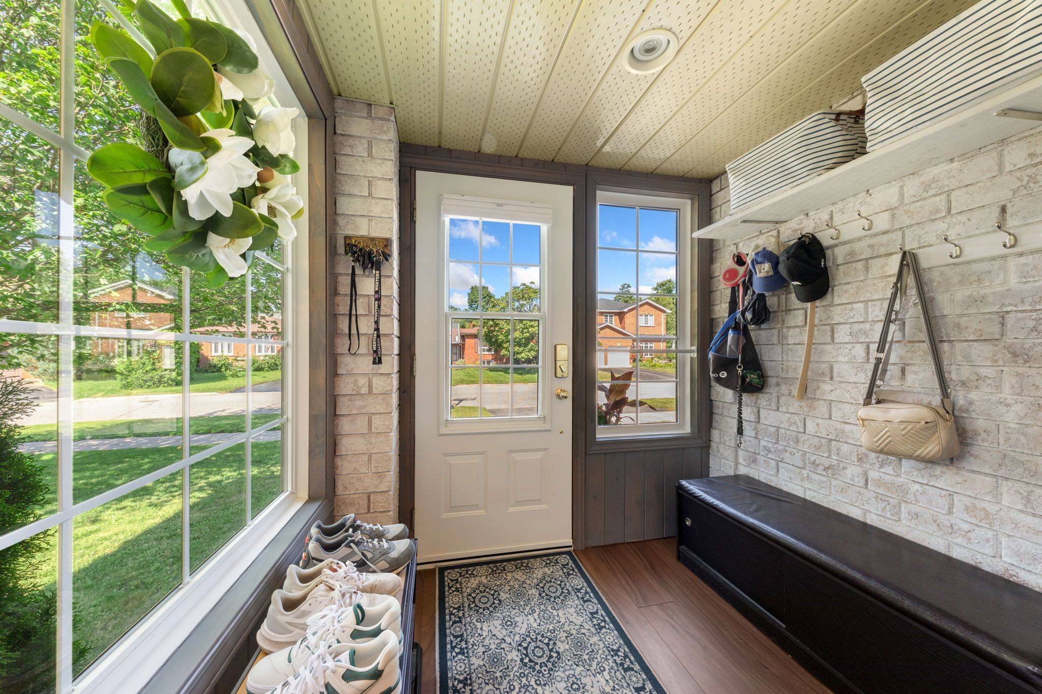 Midland, ON L4R 5B9,911 Watson PL