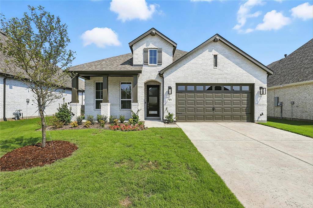 Waxahachie, TX 75165,541 Lockhart Street