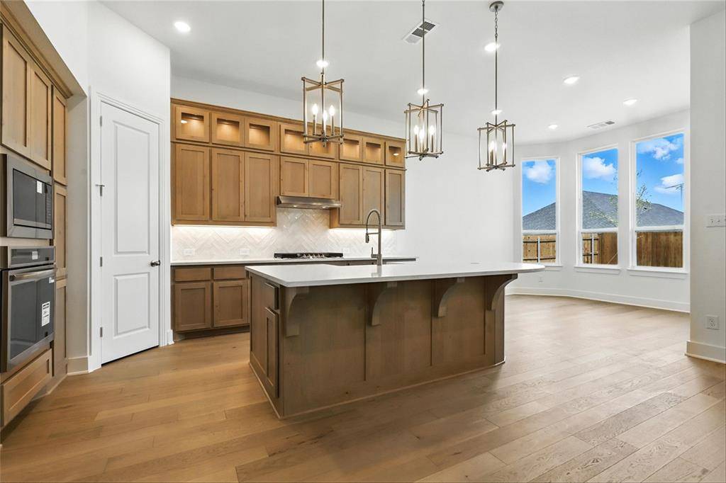 Waxahachie, TX 75165,541 Lockhart Street