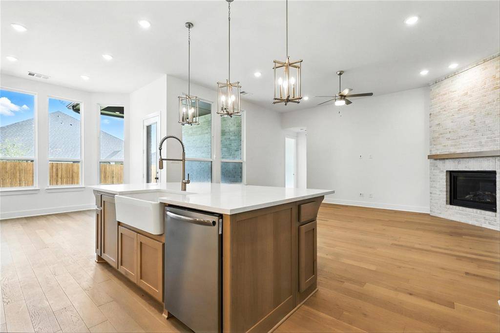 Waxahachie, TX 75165,541 Lockhart Street