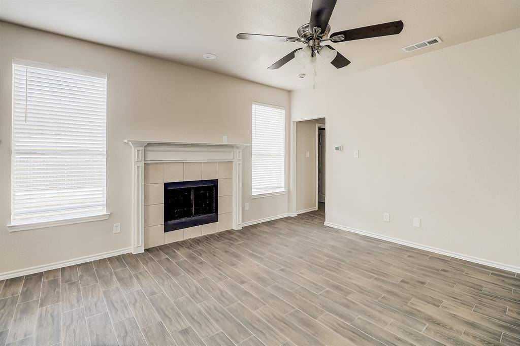 Desoto, TX 75115,715 S Parks Drive