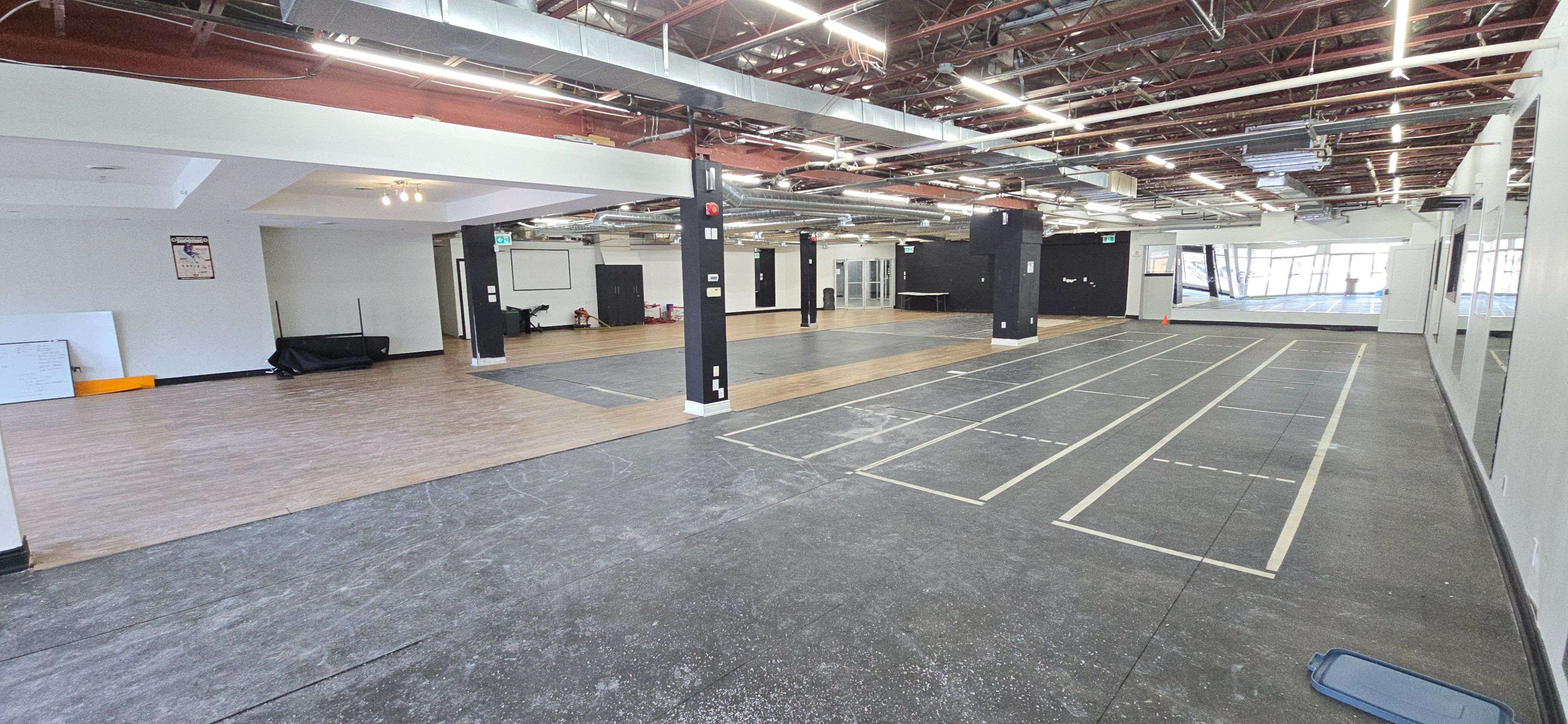 Toronto C15, ON M2H 2R9,3570 Victoria Park AVE #102-108