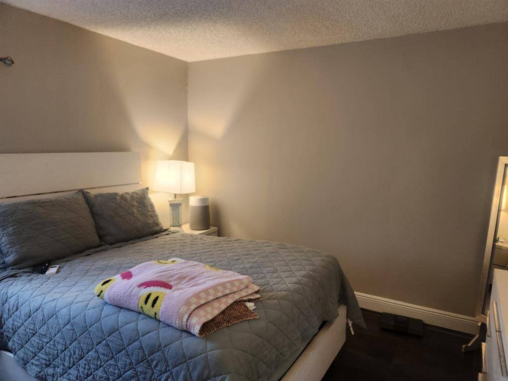 Pembroke Pines, FL 33023,640 SW 68th Ter