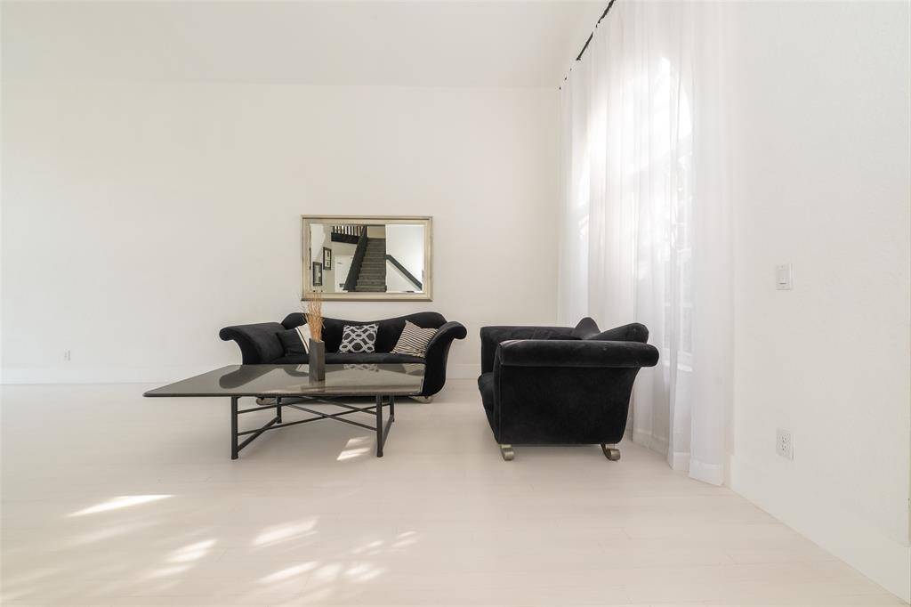 Doral, FL 33178,10965 NW 59th St