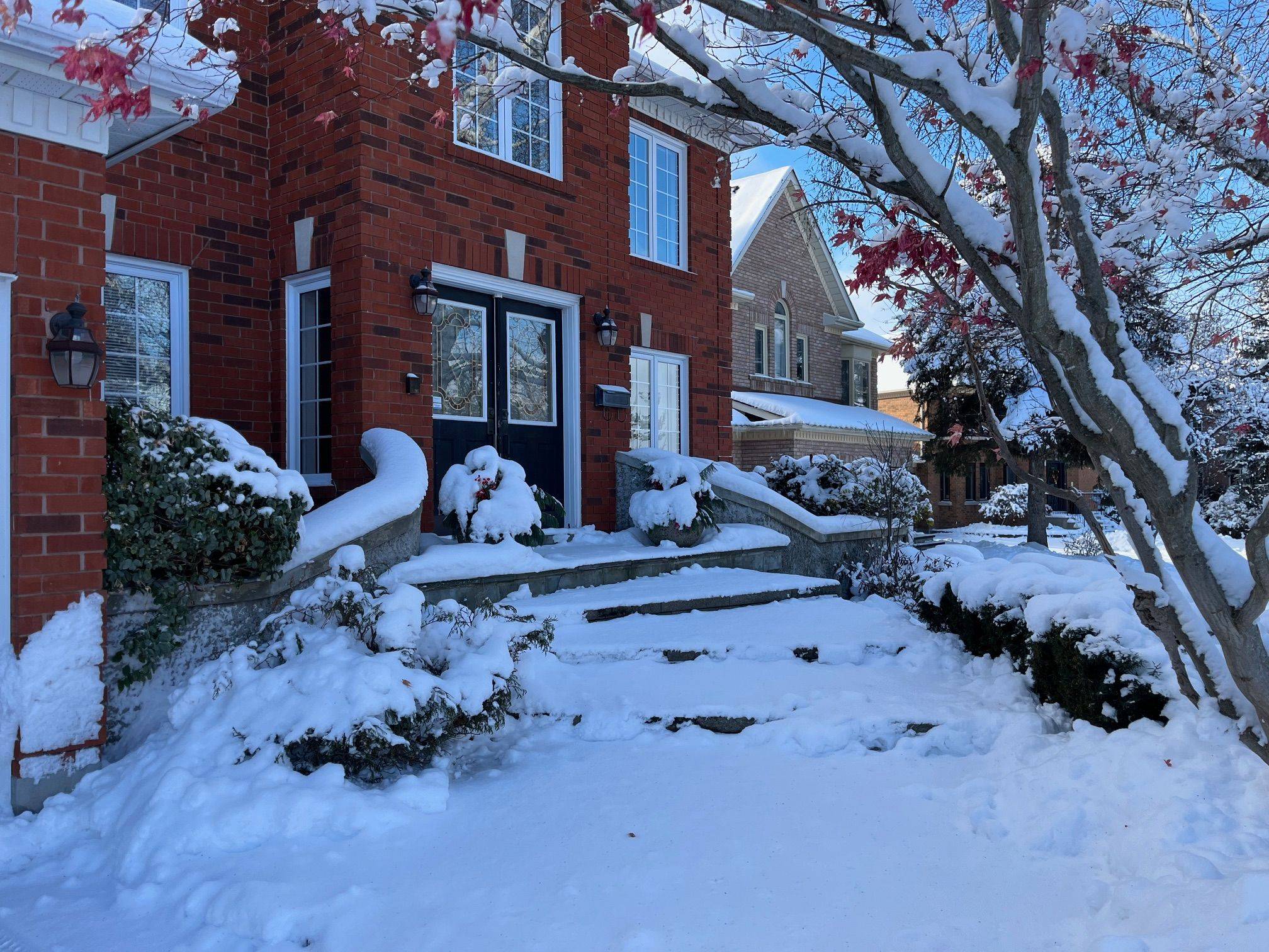 Newmarket, ON L3X 1L6,668 Chaleur PL