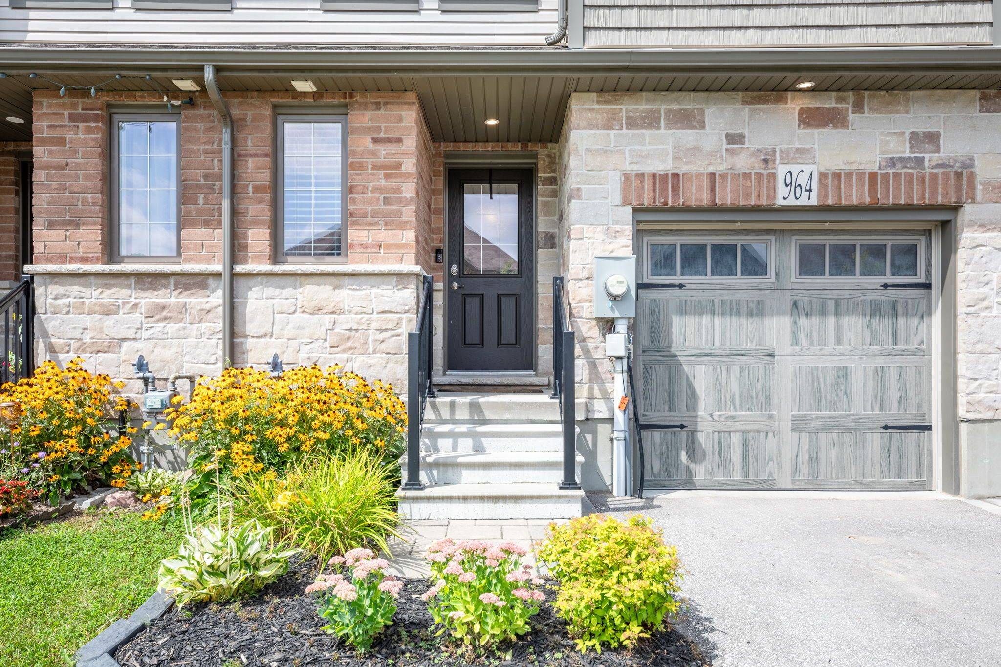 Midland, ON L4R 0E3,964 WRIGHT DR