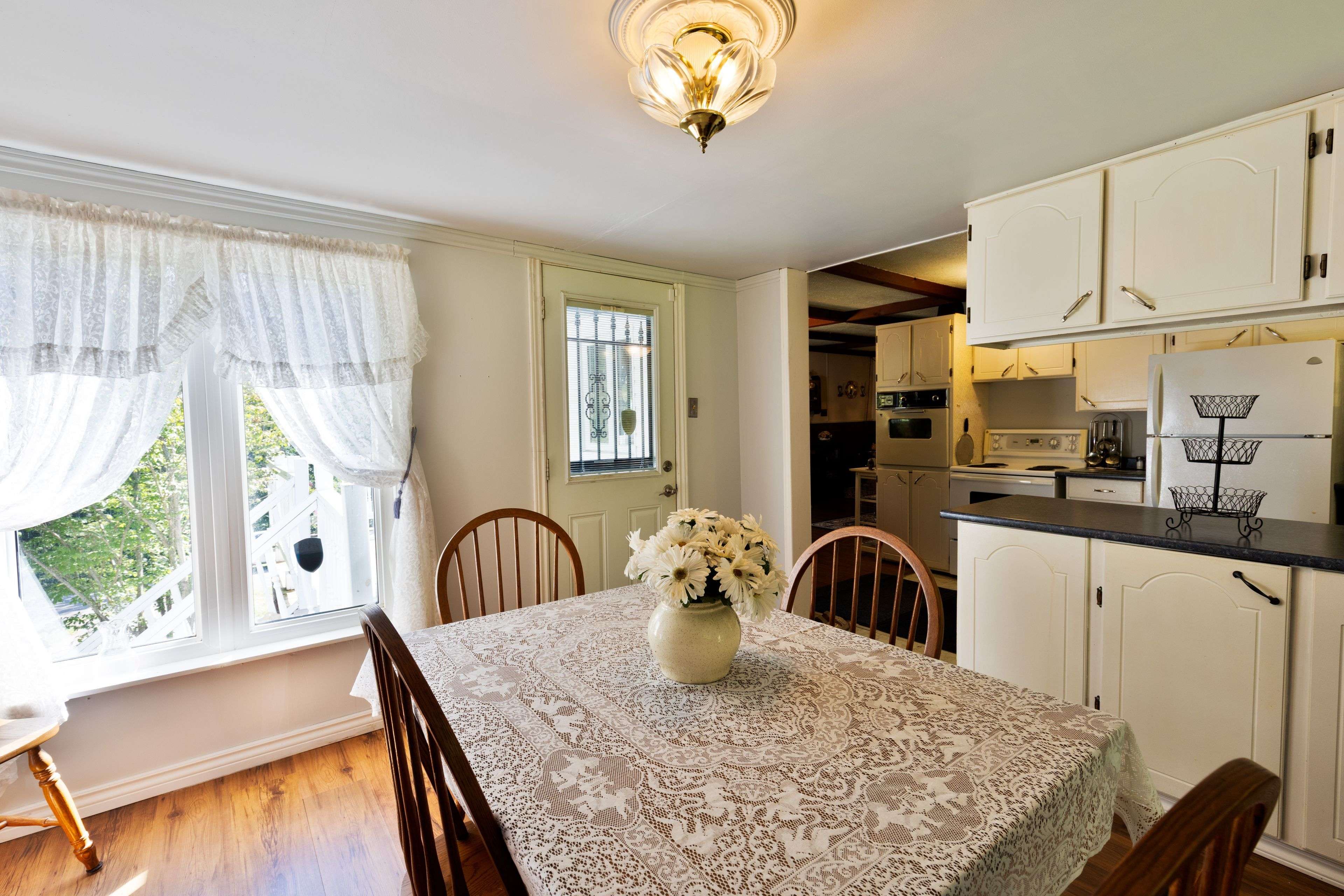 Tay, ON L0K 1R0,426 David AVE