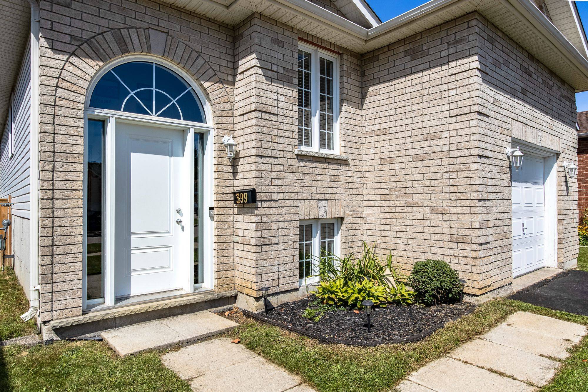 Midland, ON L4R 2V6,399 Irwin ST