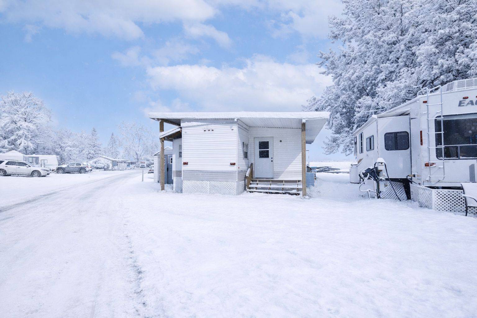 Severn, ON L0K 2C0,1838 Heron DR #14