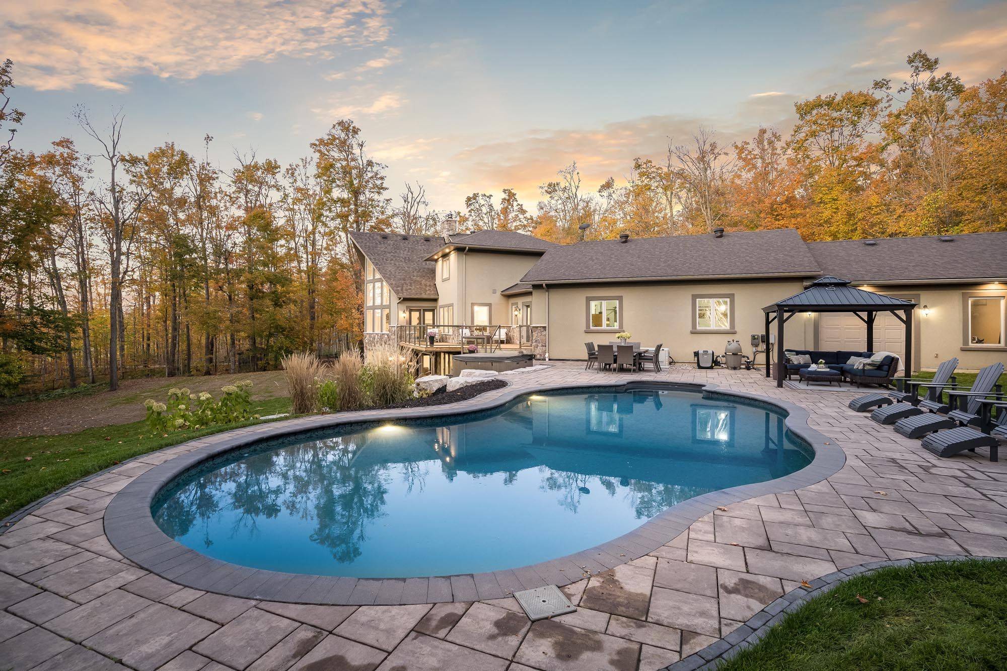 Oro-medonte, ON L0L 2E0,911 Bass Lake Side Road W