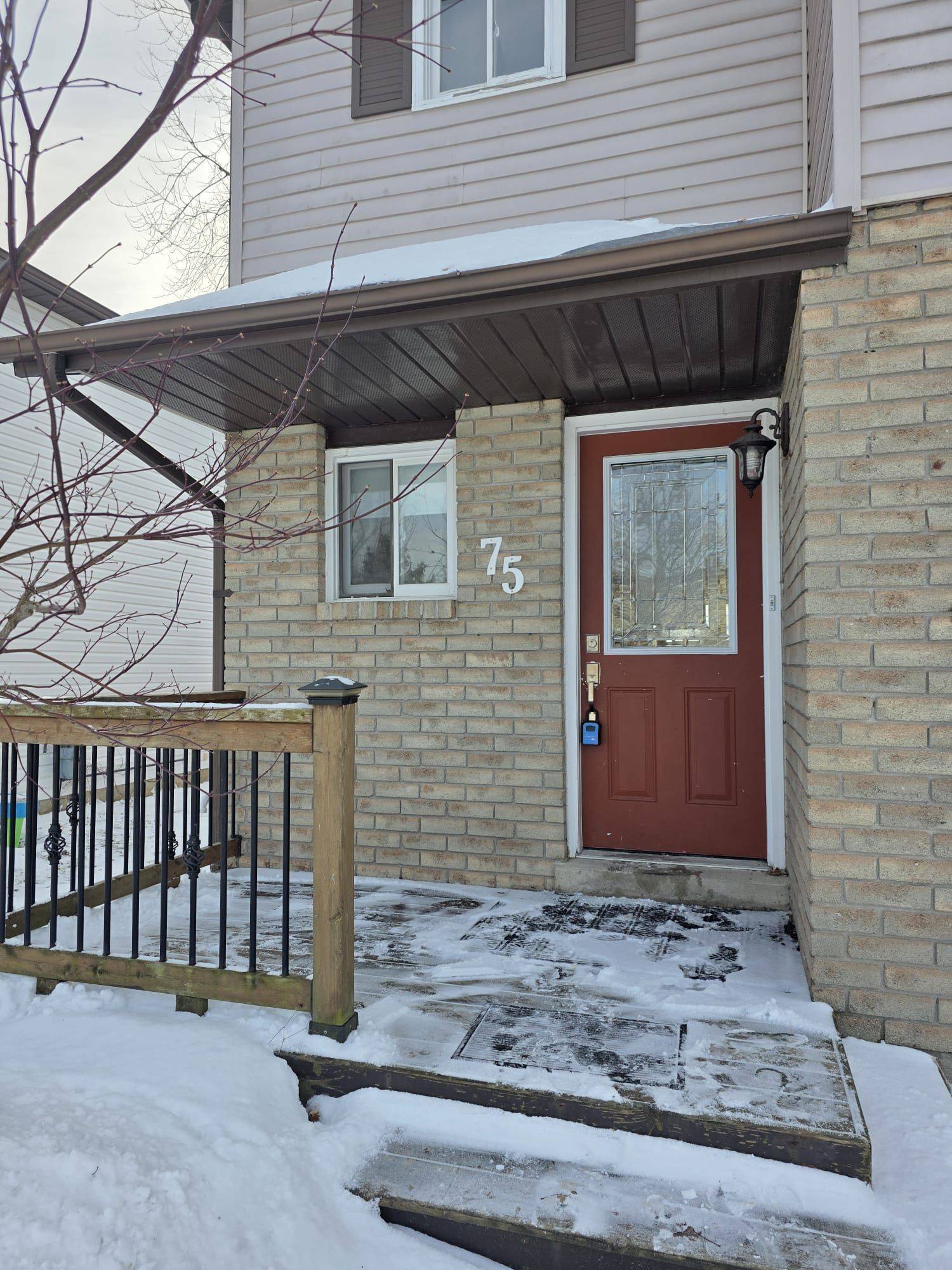 Barrie, ON L4M 5V5,75 Corbett DR