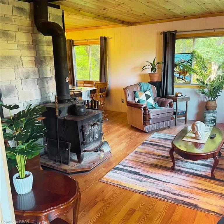 Grey Highlands, ON N0C 1L0,813016 East Back Line E