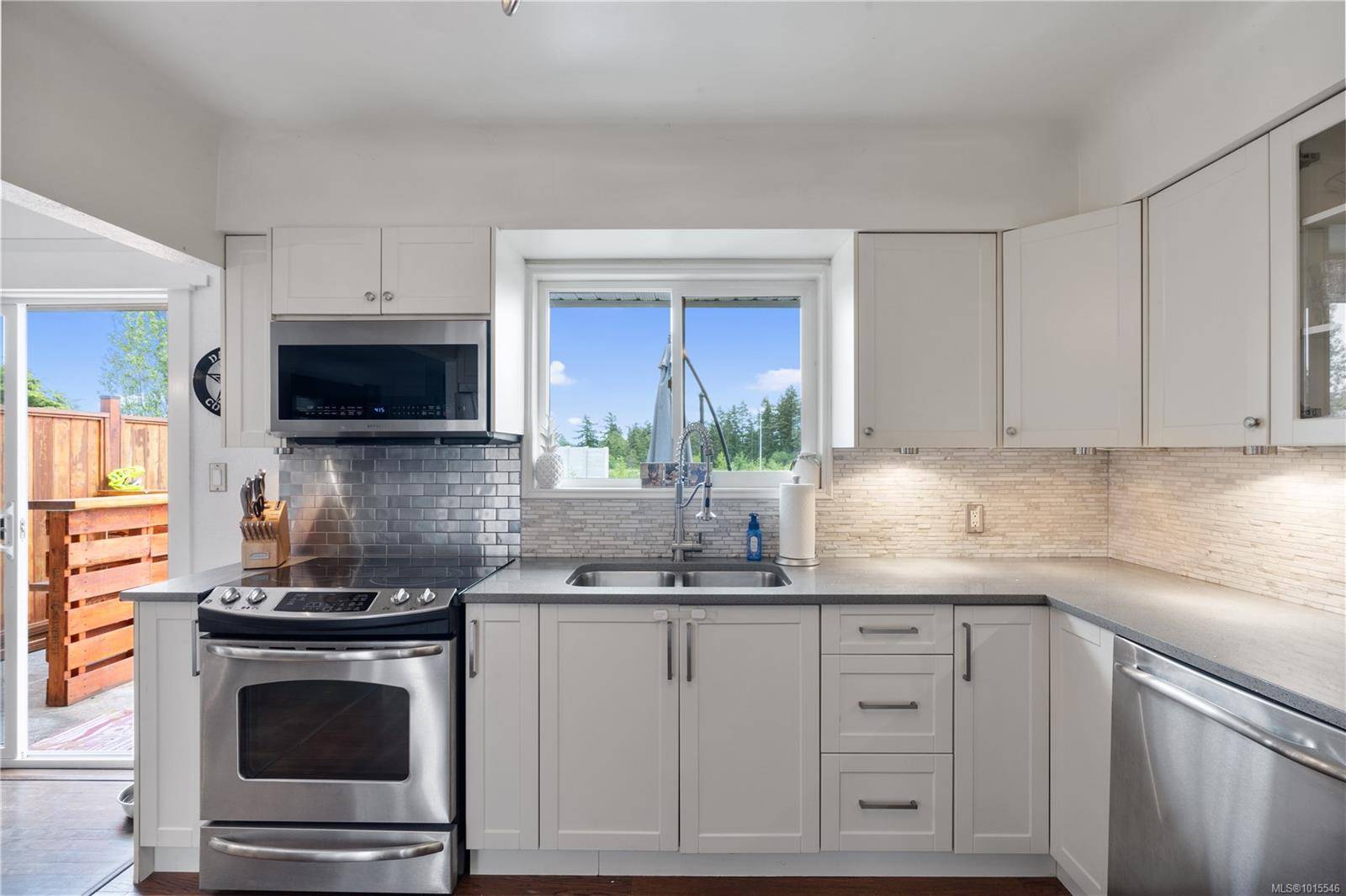 Saanich, BC V8Z 4N4,3235 Admirals Rd