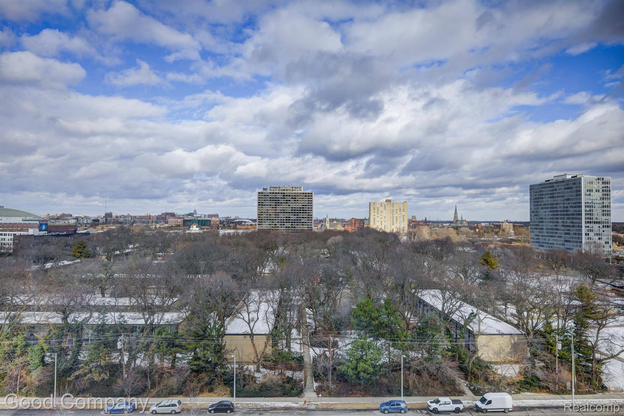 Detroit, MI 48207,1300 E LAFAYETTE ST #909