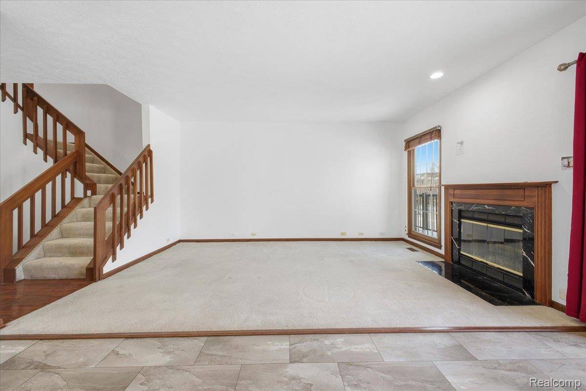 Ann Arbor, MI 48108,3338 Breckland CT