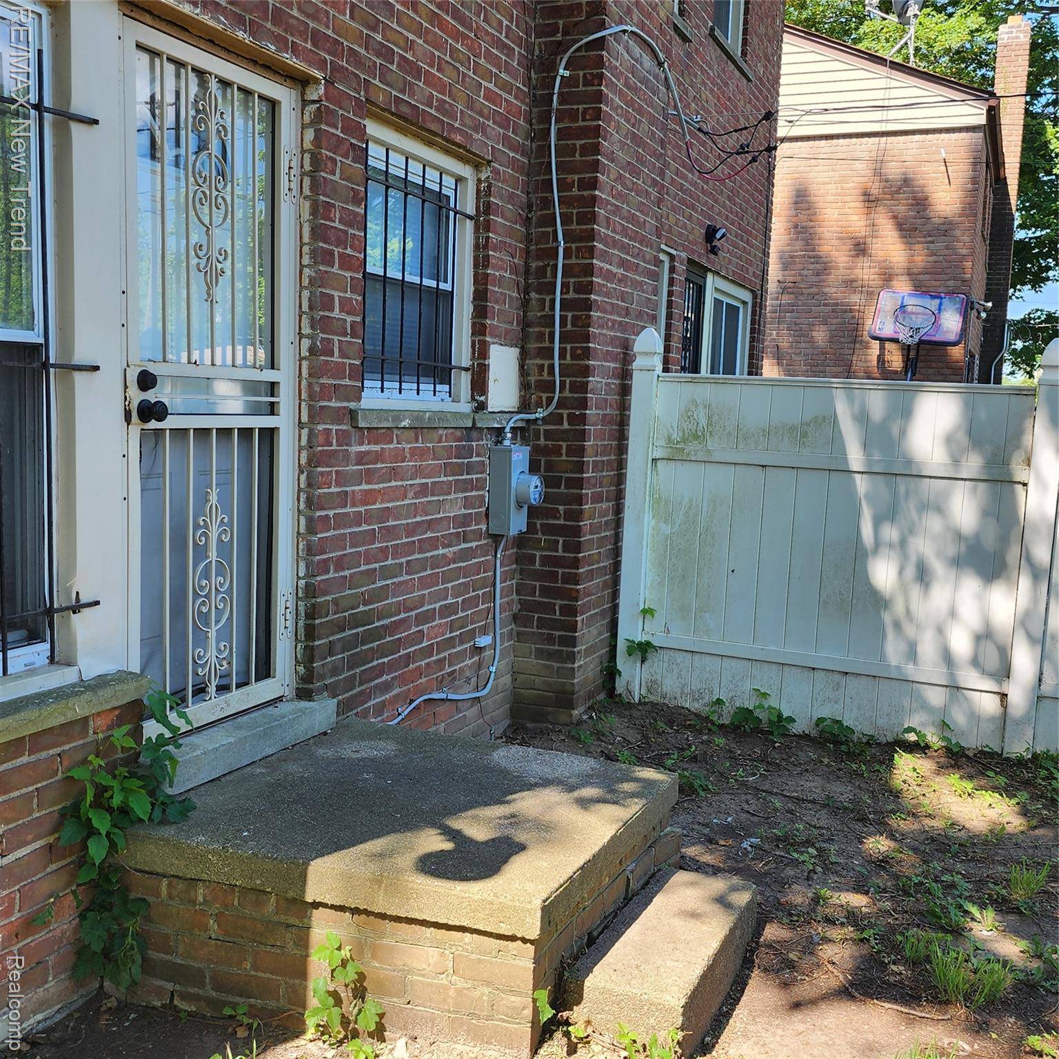 Detroit, MI 48219,20834 Pembroke AVE