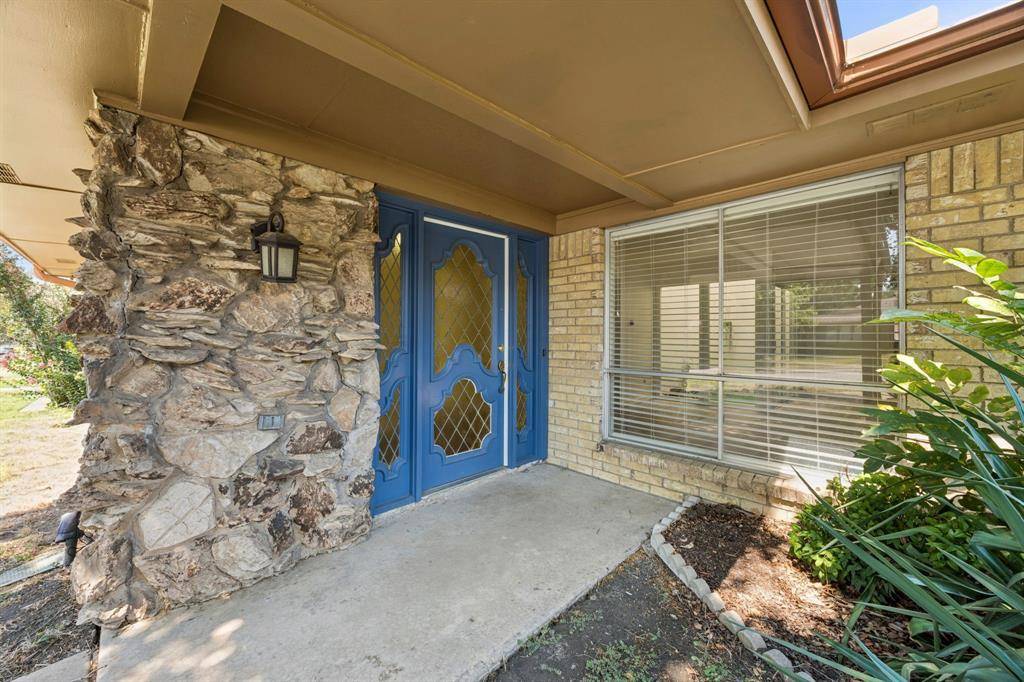 Dallas, TX 75254,7639 Dentcrest Drive