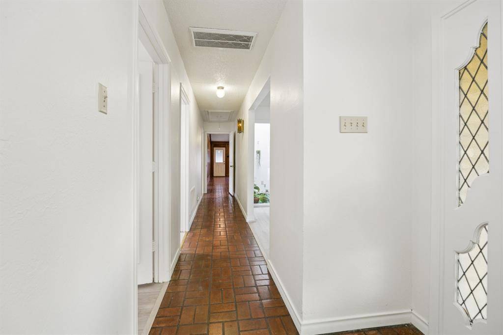 Dallas, TX 75254,7639 Dentcrest Drive