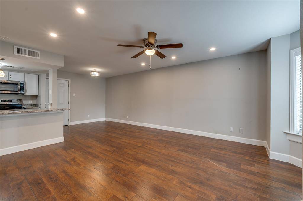 Dallas, TX 75231,8750 Park Lane #157