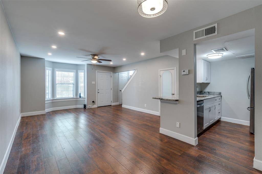 Dallas, TX 75231,8750 Park Lane #157