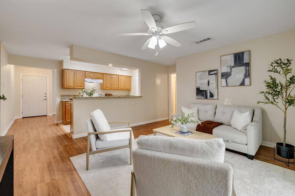 Grand Prairie, TX 75052,449 Springdale