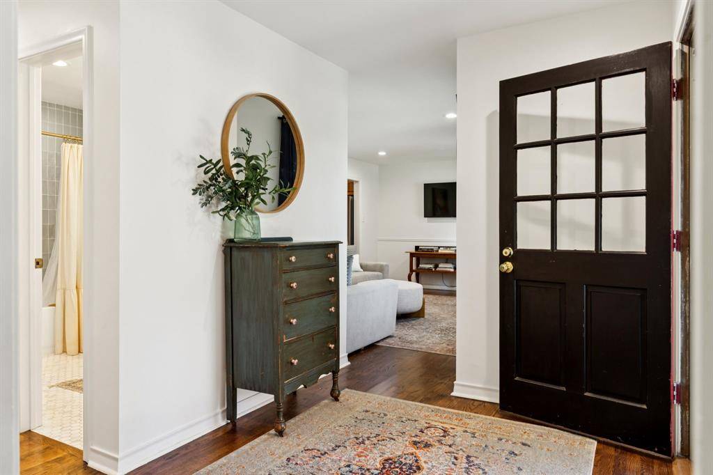 Dallas, TX 75238,10016 Linkwood Drive