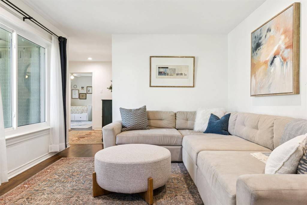 Dallas, TX 75238,10016 Linkwood Drive