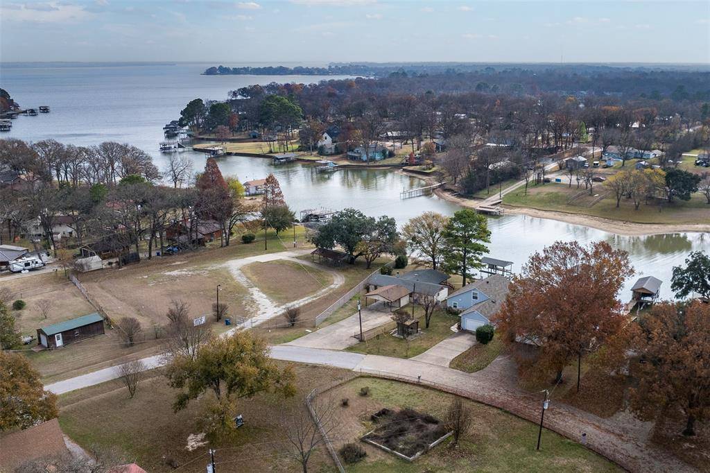 Tool, TX 75143,1320 Villa Bay Drive