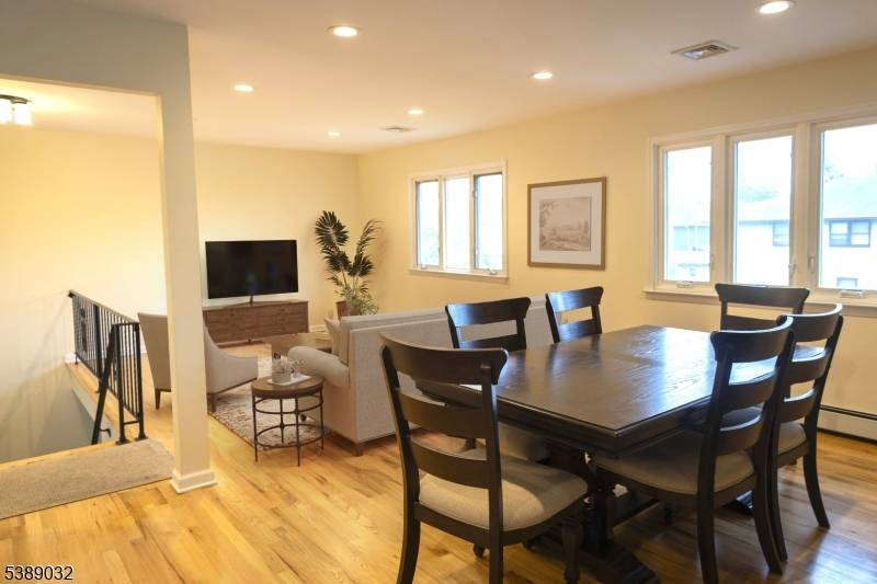 Wallington Boro, NJ 07057,11 Roehrs Dr